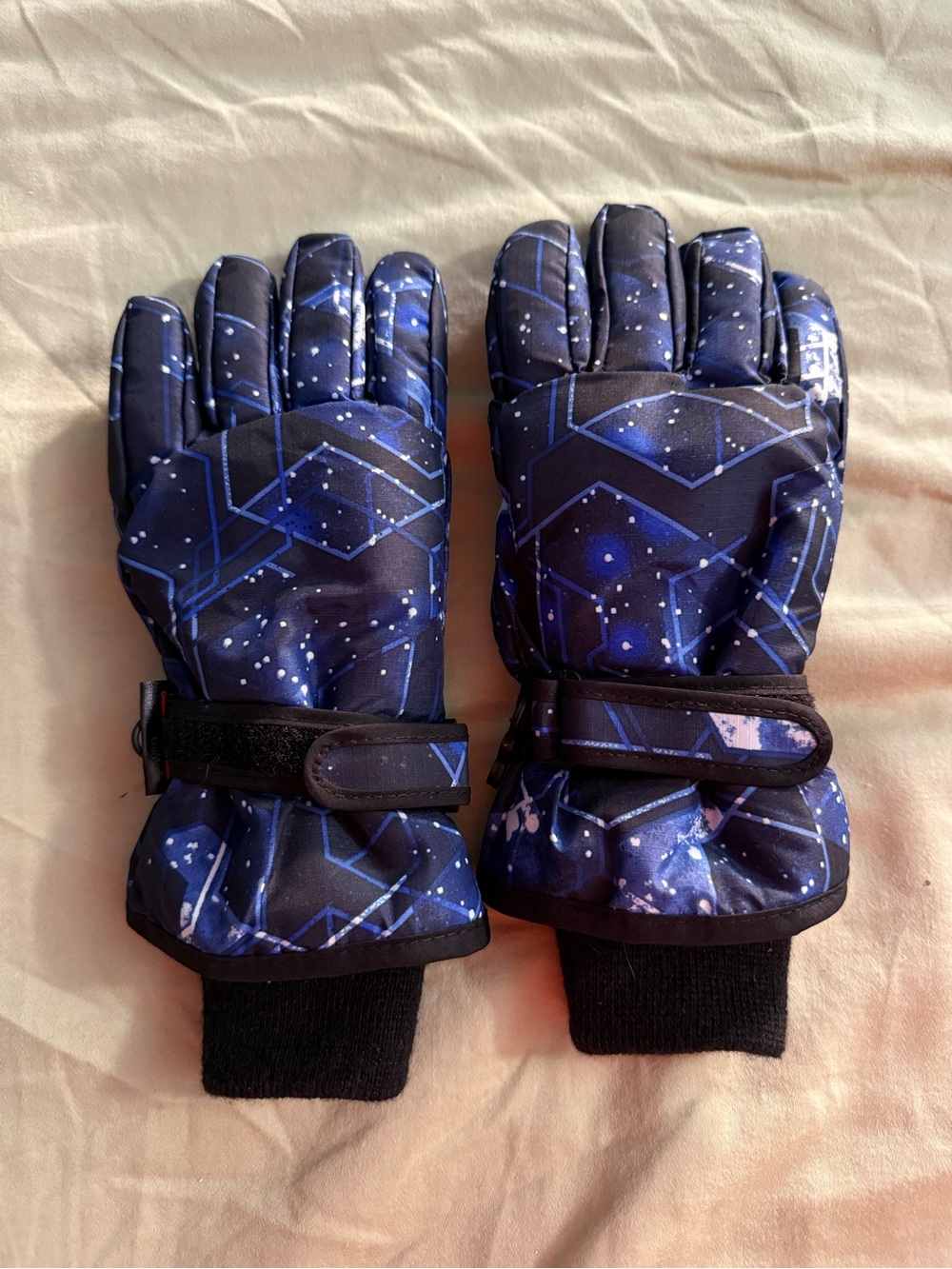 The Children's Place Navy Blue Geometric Kids Mittens